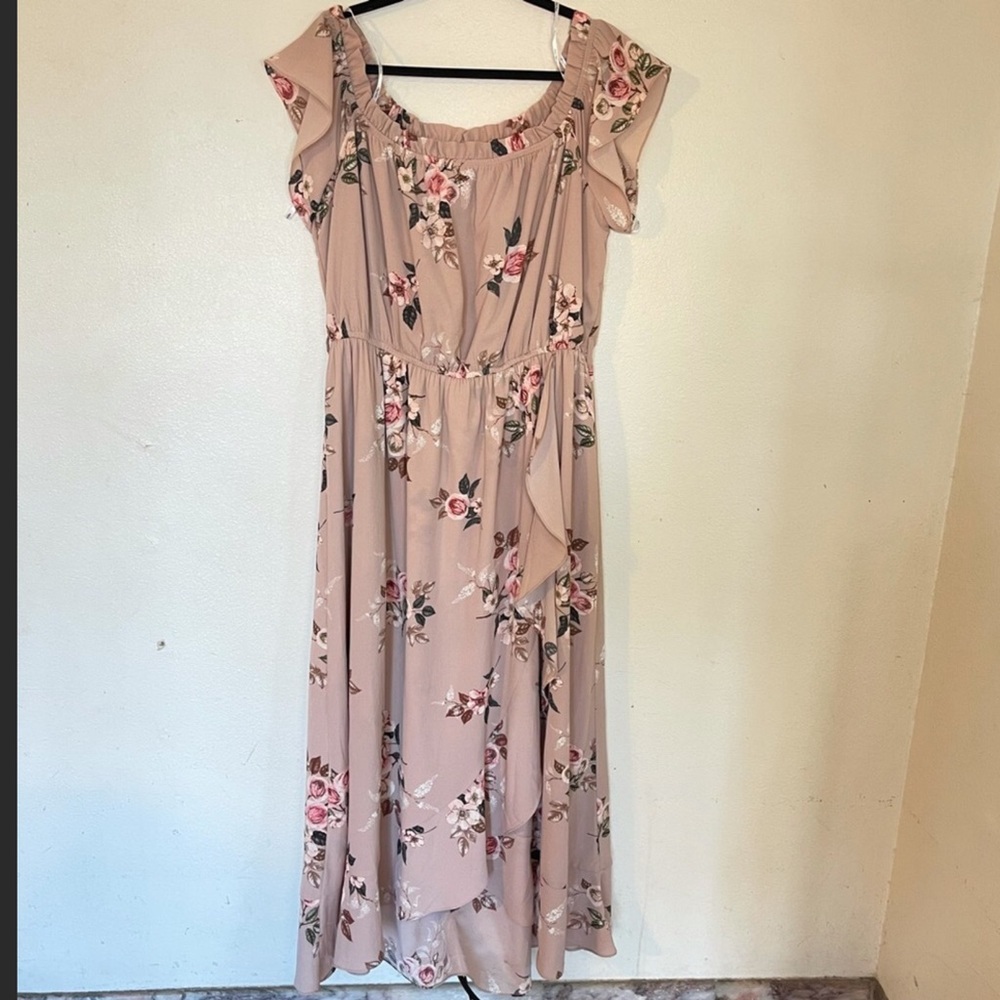 City Chic Dusty Pink Floral On/Off-Shoulder Maxi Dress